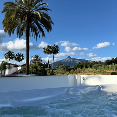 Puerto Banus Jacuzzi Close To Breath And Marbella Arena Μαρμπέλλα Εξωτερικό φωτογραφία